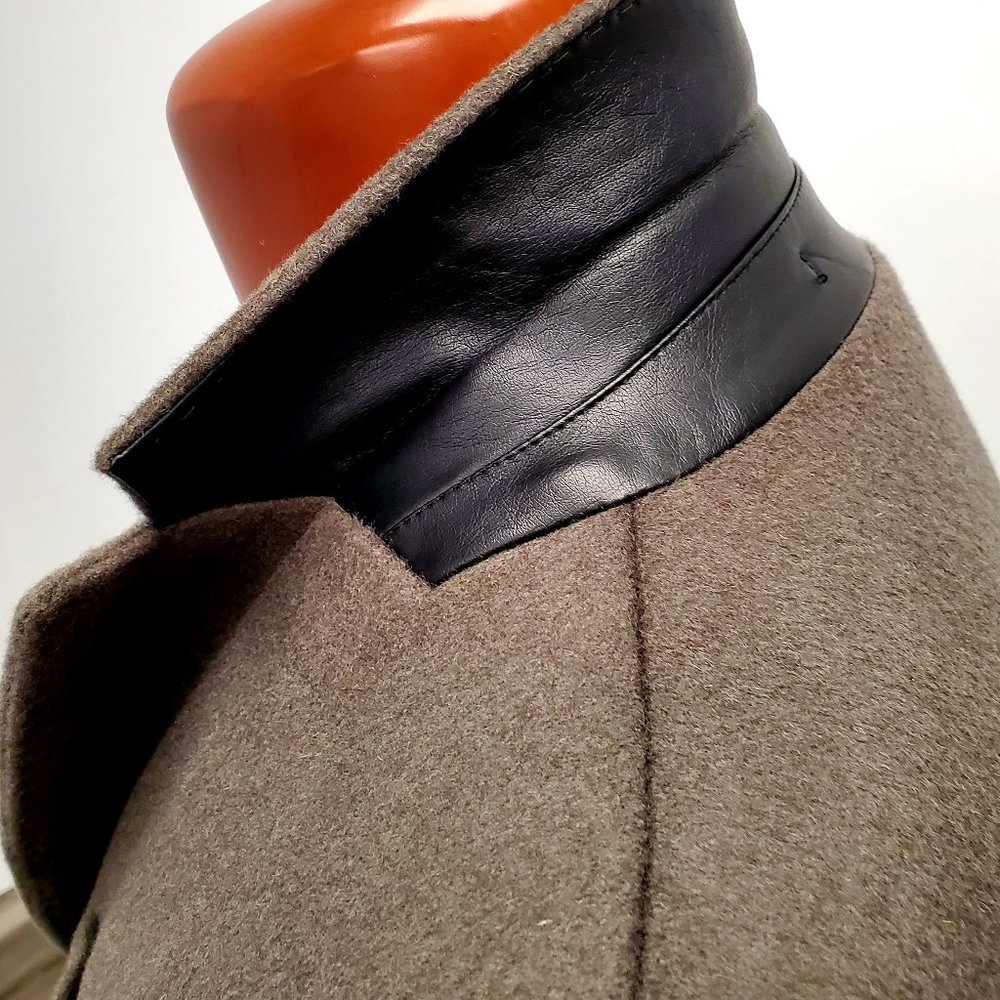 SAND Overcoat - Picture 2 of 5